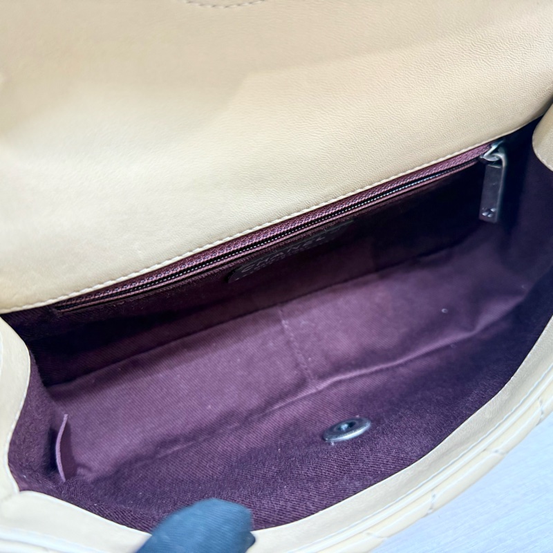 CHANEL粉拼色銀釦羊皮季節限定CF20口蓋包-8