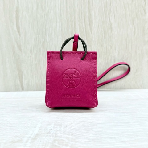 HERMES 桃色紙袋樣式吊飾
