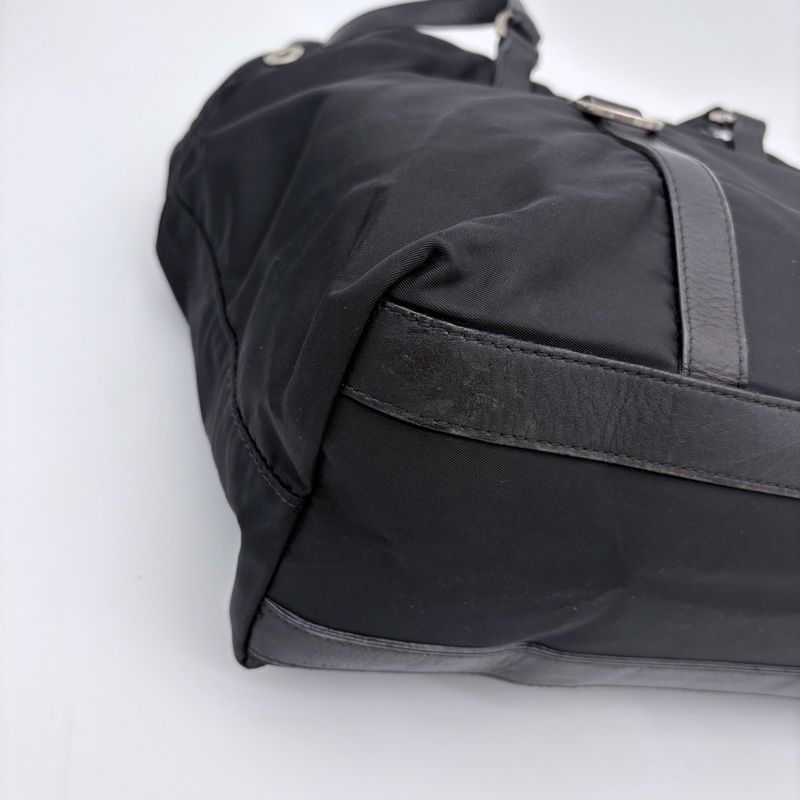 「JL精品代購」9新 Prada黑銀降落傘拼皮尼龍單肩托特包-10