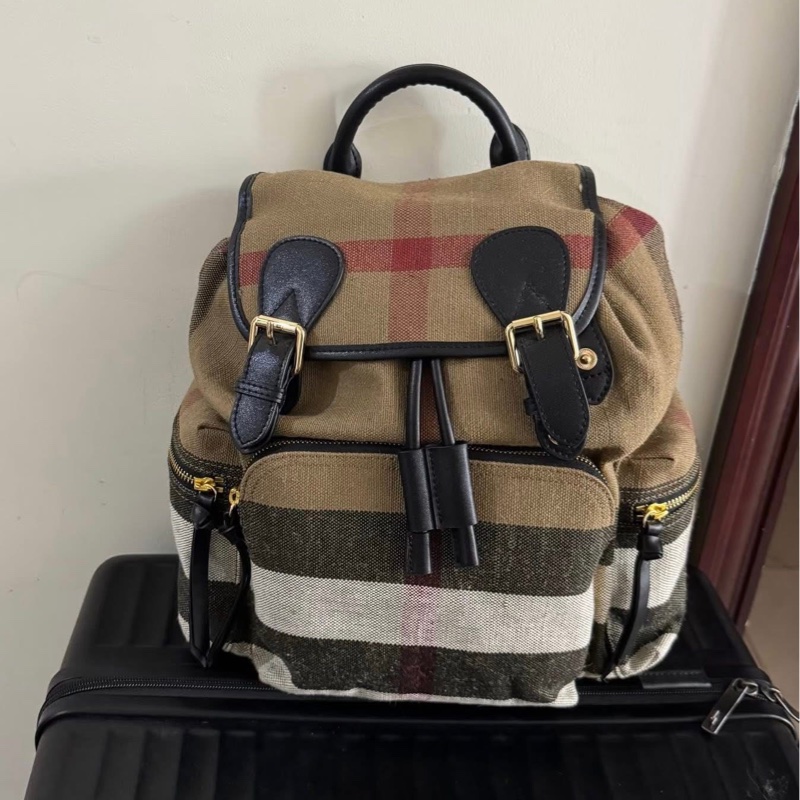Burberry 經典背包-6