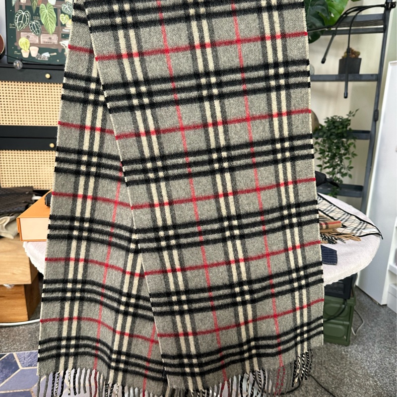 Burberry 格紋灰經典圍巾-7