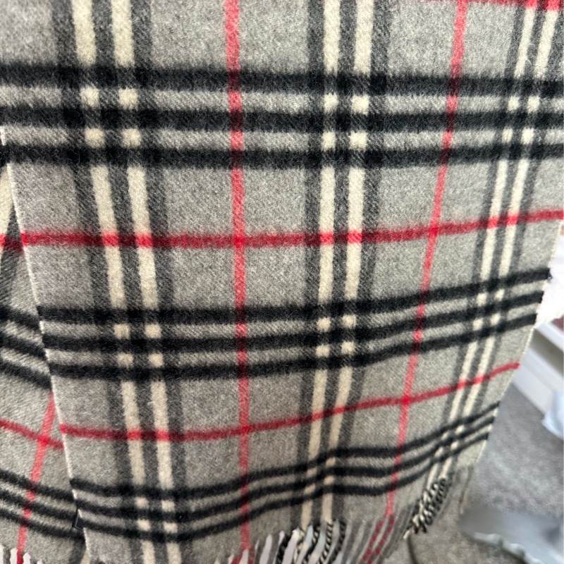 Burberry 格紋灰經典圍巾-9