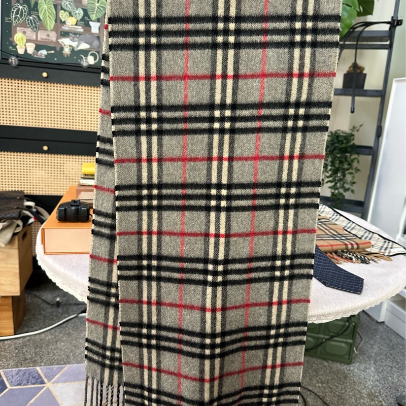 Burberry 格紋灰經典圍巾-22