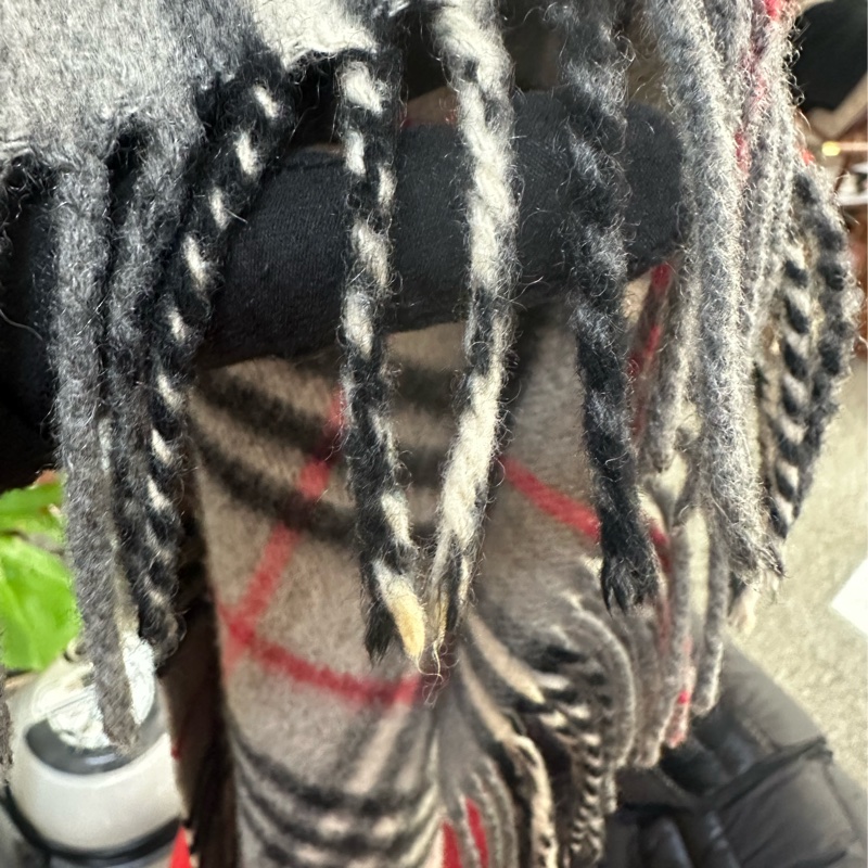 Burberry 格紋灰經典圍巾-25