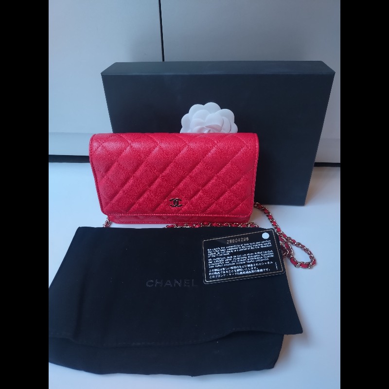 Chanel 金鍊紅荔枝皮鍊帶小包 WOC-4