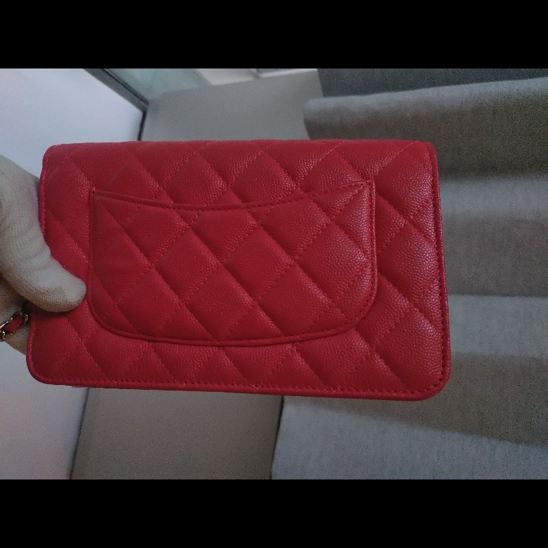 Chanel 金鍊紅荔枝皮鍊帶小包 WOC-7