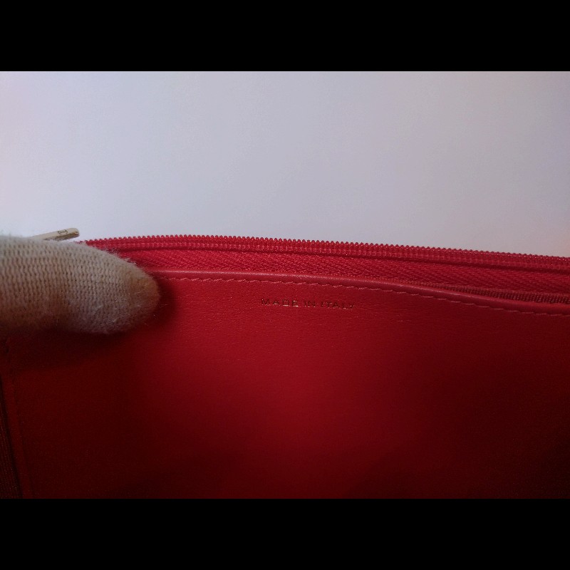 Chanel 金鍊紅荔枝皮鍊帶小包 WOC-16