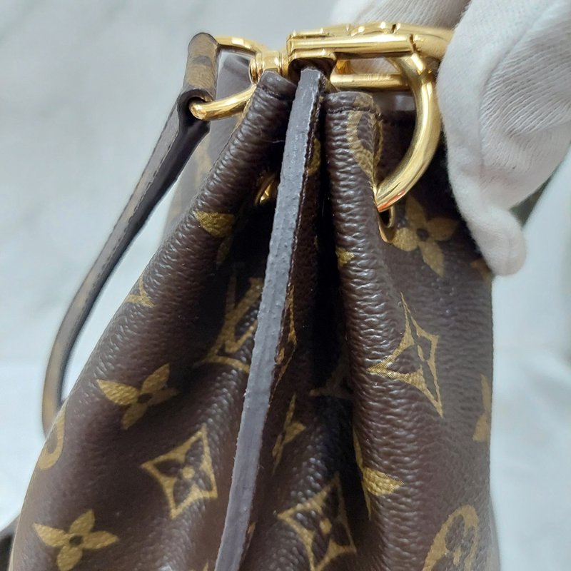 LV M40781 Metis hobo 🎀現貨實拍🎀經典花紋時尚兩用購物包(附購證正本)-20