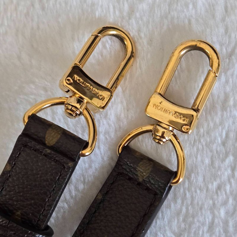 LV M40781 Metis hobo 🎀現貨實拍🎀經典花紋時尚兩用購物包(附購證正本)-41