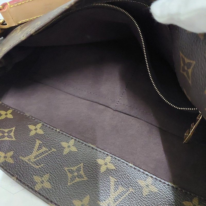 LV M40781 Metis hobo 🎀現貨實拍🎀經典花紋時尚兩用購物包(附購證正本)-88