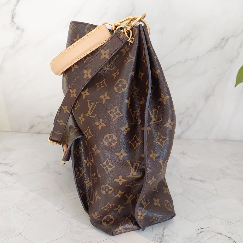 LV M40781 Metis hobo 🎀現貨實拍🎀經典花紋時尚兩用購物包(附購證正本)-71
