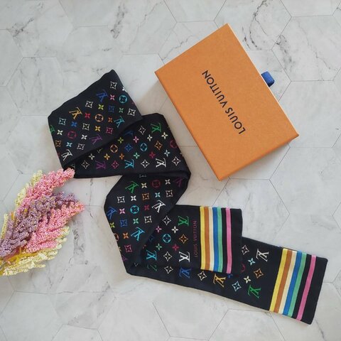 LV 黑彩 絲綢 村上隆聯名 絲巾 M71992 M71992~約9成新以上