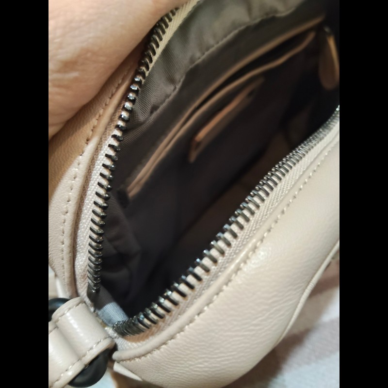 BOTTEGA VENETA 624035 經典編織羊皮斜揹相機包.粉膚-17