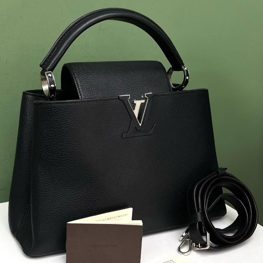 LV路易威登Capucines手提包黑銀-5