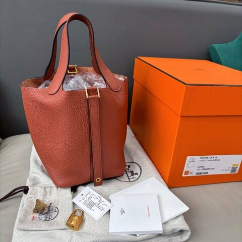 閒置新 愛馬仕Hermes古銅色南瓜色菜籃子Picotin18