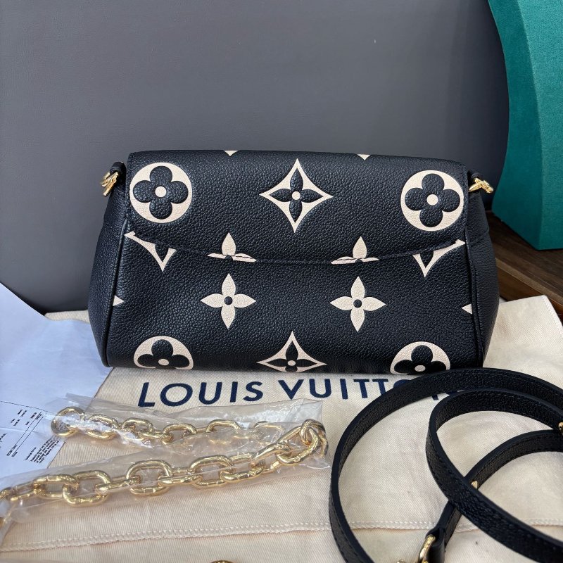 芯片款 LV路易威登黑色印花全牛皮Favorite雲朵包-6