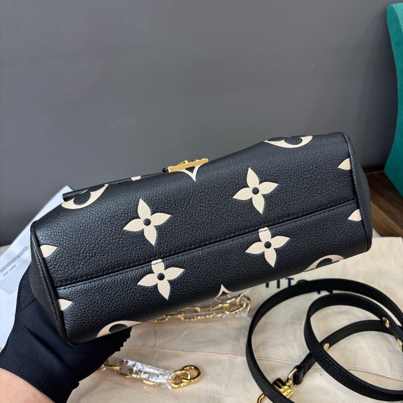 芯片款 LV路易威登黑色印花全牛皮Favorite雲朵包-7