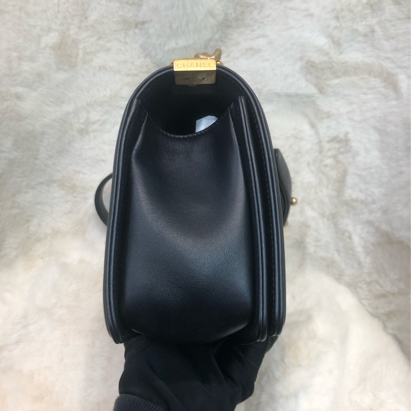 Chanel 黑金做舊銀扣 Boy 25cm XC212-2