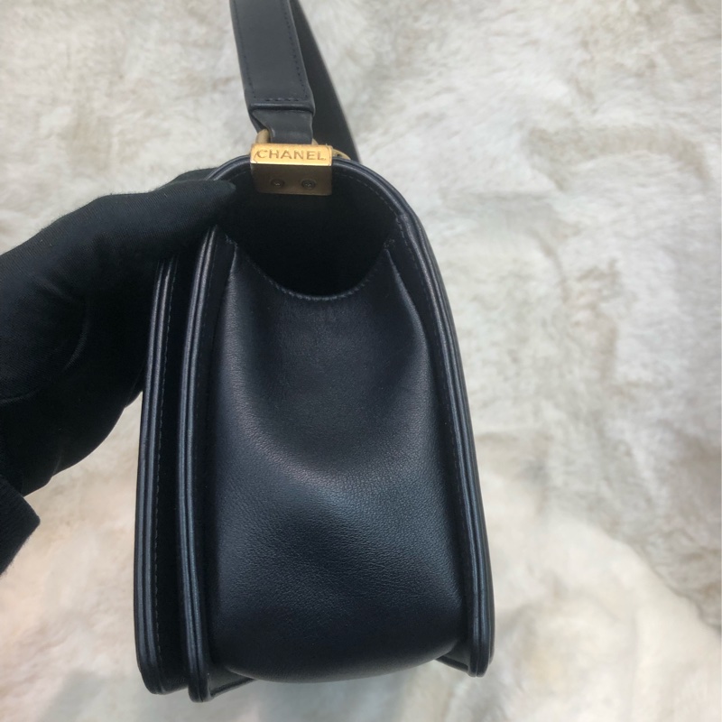 Chanel 黑金做舊銀扣 Boy 25cm XC212-3