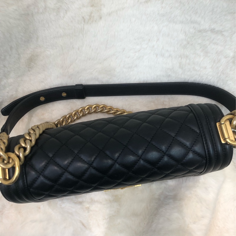 Chanel 黑金做舊銀扣 Boy 25cm XC212-5