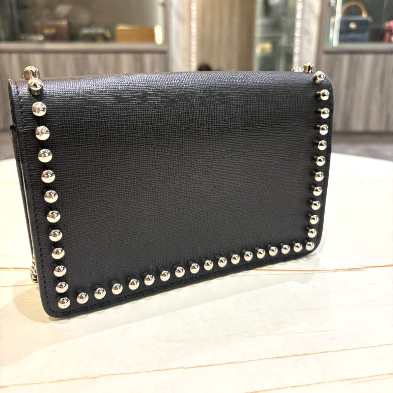 *SHIHNA名牌精品* FENDI 卡爾老佛爺 鉚釘小牛皮 WOC-3