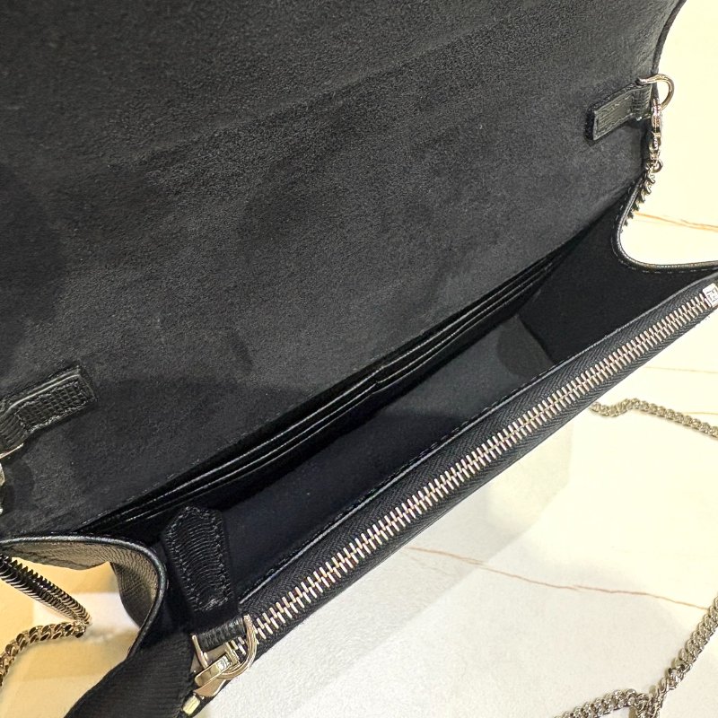 *SHIHNA名牌精品* FENDI 卡爾老佛爺 鉚釘小牛皮 WOC-7