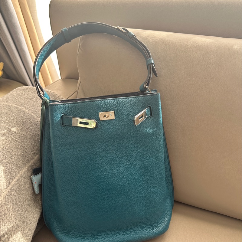 So Kelly 22 Hermes-2