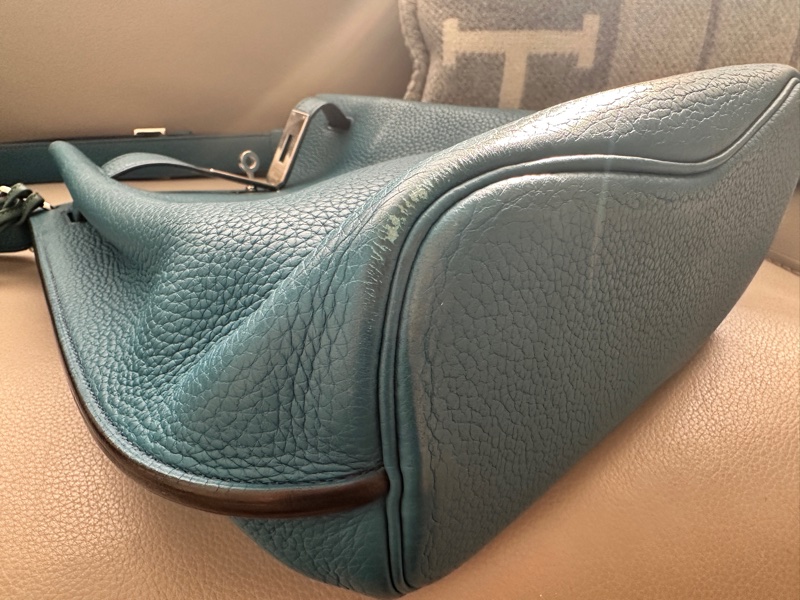 So Kelly 22 Hermes-13