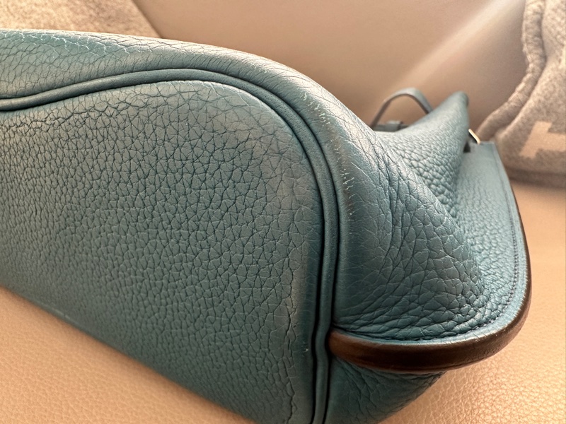 So Kelly 22 Hermes-14