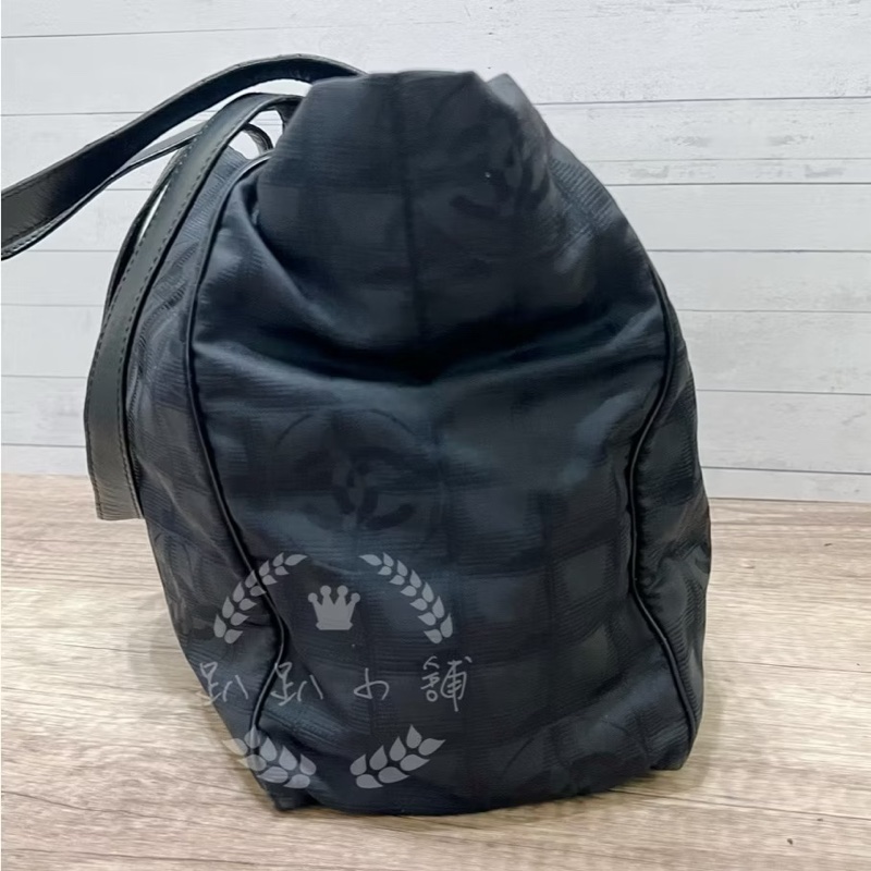 ~~趴趴小舖～～正品Chanel Travel Line系列托特包配件齊全2509163751-3