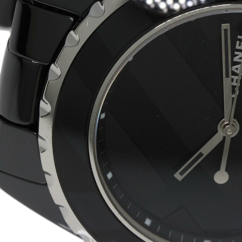 香奈兒 H5581 J12 無題 38 毫米陶瓷男士腕錶,全球限量 1200 枚。-12