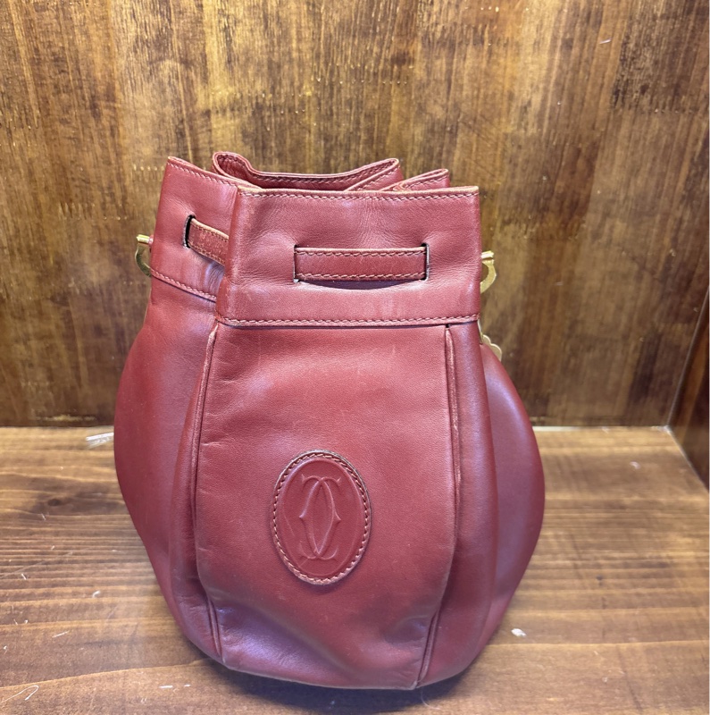 Cartier 紅色皮革水桶包-0