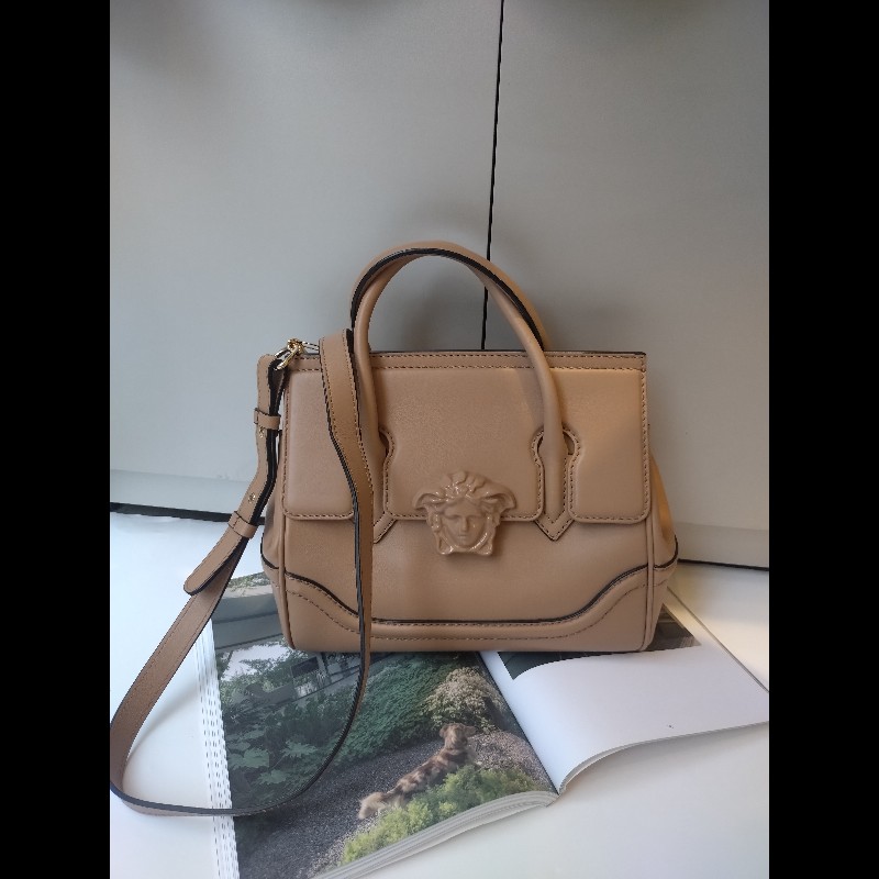 Versace 駝色皮革梅杜莎釦兩用包-0