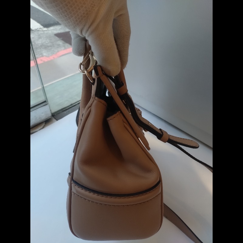 Versace 駝色皮革梅杜莎釦兩用包-11