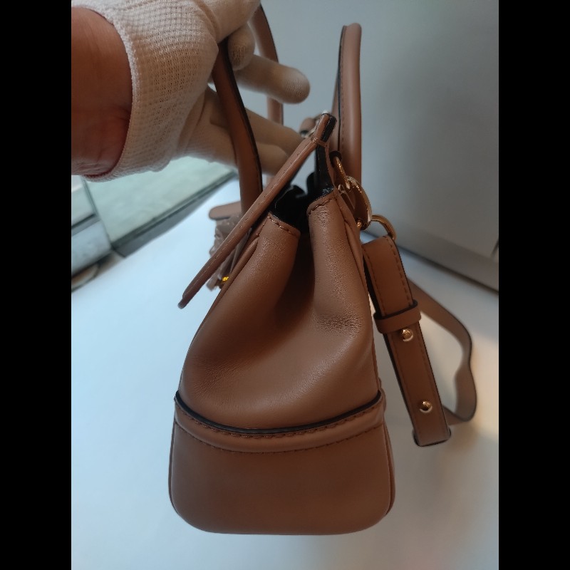 Versace 駝色皮革梅杜莎釦兩用包-12