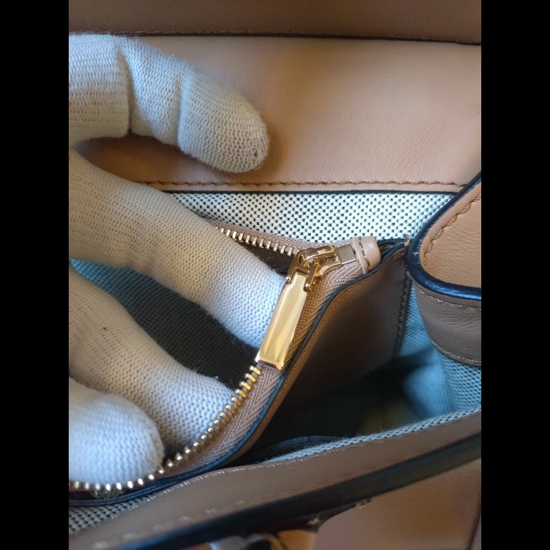 Versace 駝色皮革梅杜莎釦兩用包-21