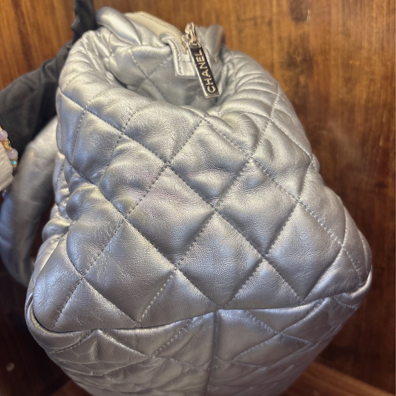 Chanel 銀色菱格紋手提包-6