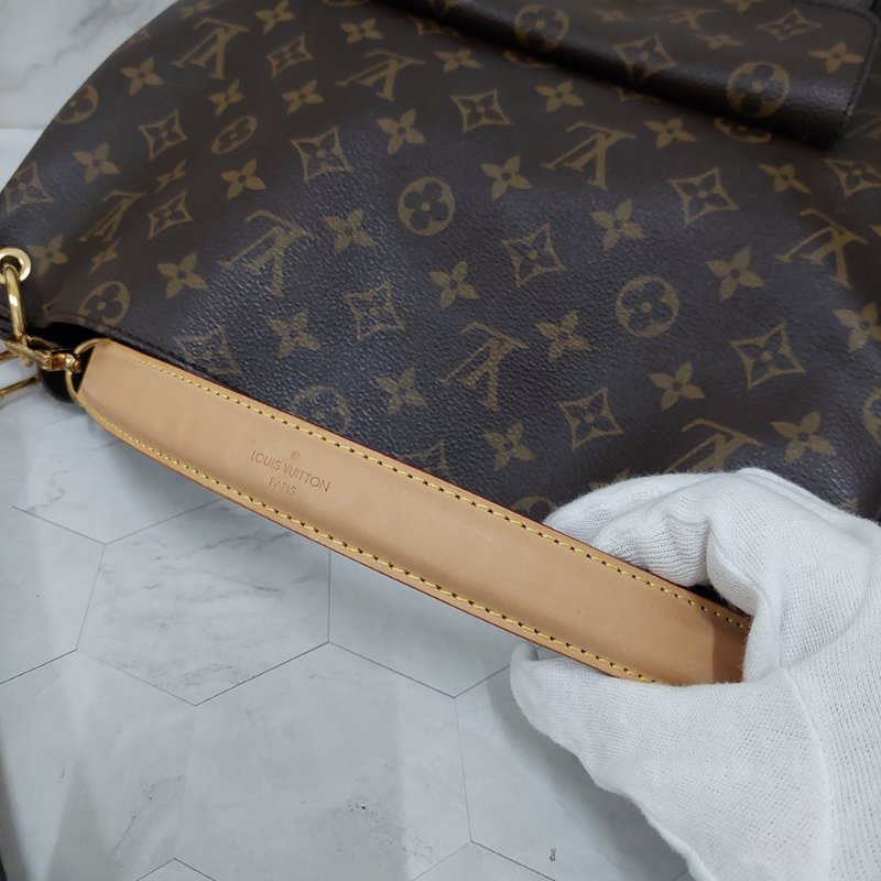 LV M40781 Metis hobo 🌈現貨實拍🌈經典花紋時尚兩用購物包(附購證正本)-48