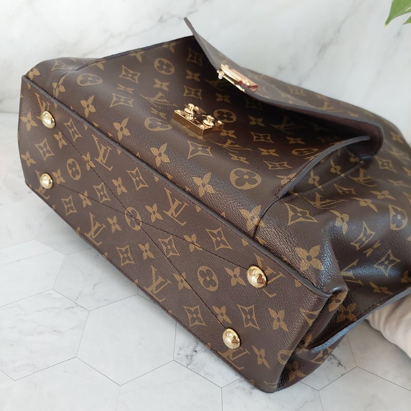 LV M40781 Metis hobo 🌈現貨實拍🌈經典花紋時尚兩用購物包(附購證正本)-70