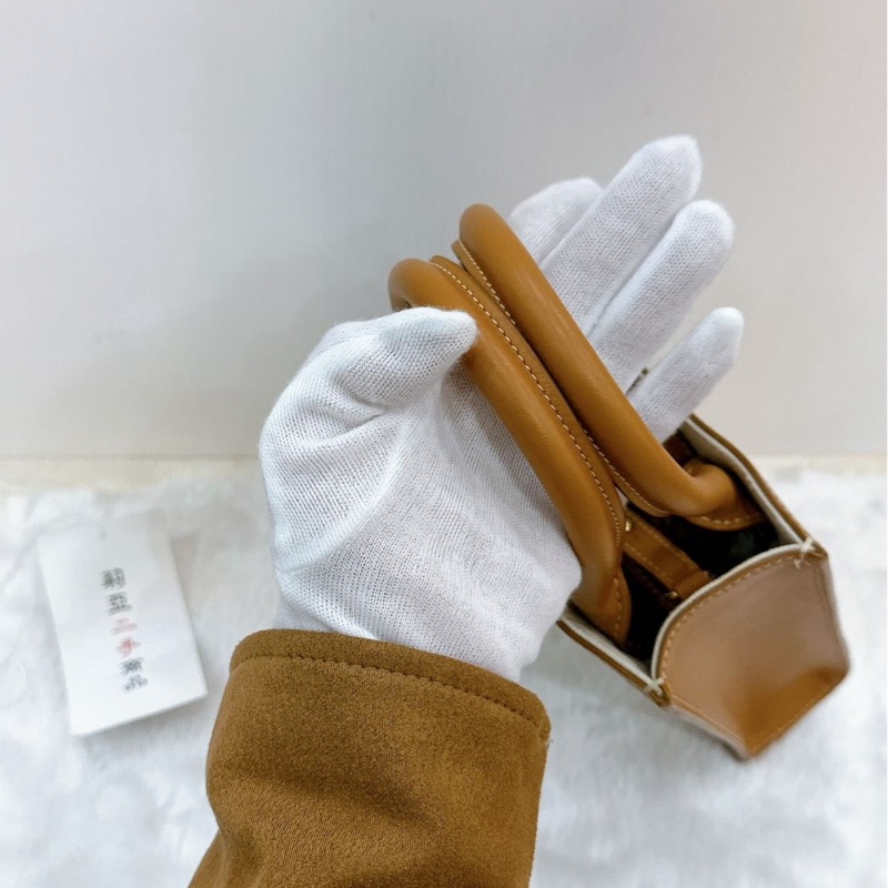 莉亞精品♡ Celine 帆布卡其 琴譜包 二手-6