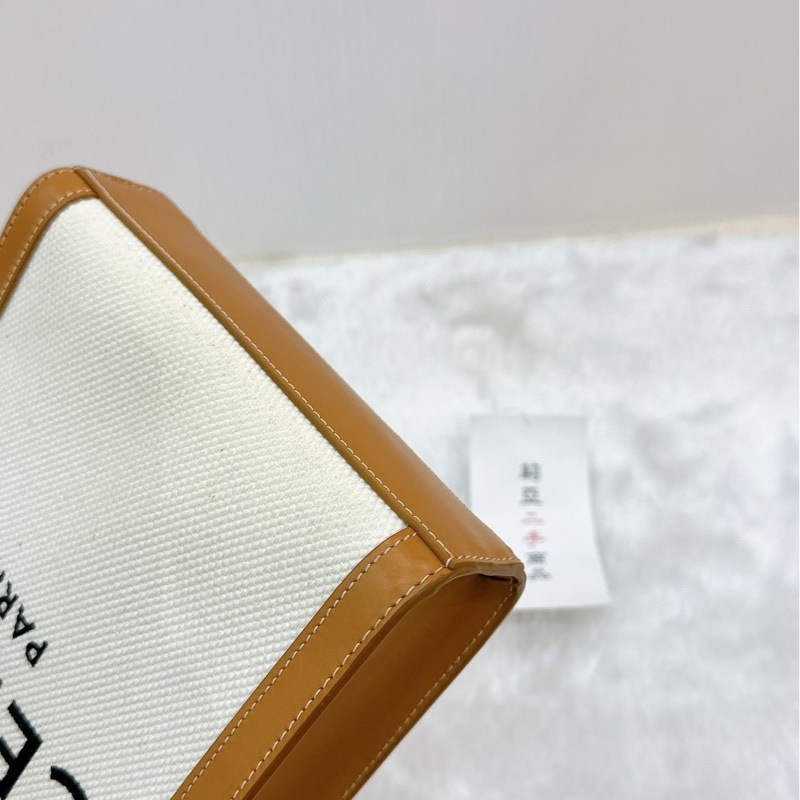 莉亞精品♡ Celine 帆布卡其 琴譜包 二手-9
