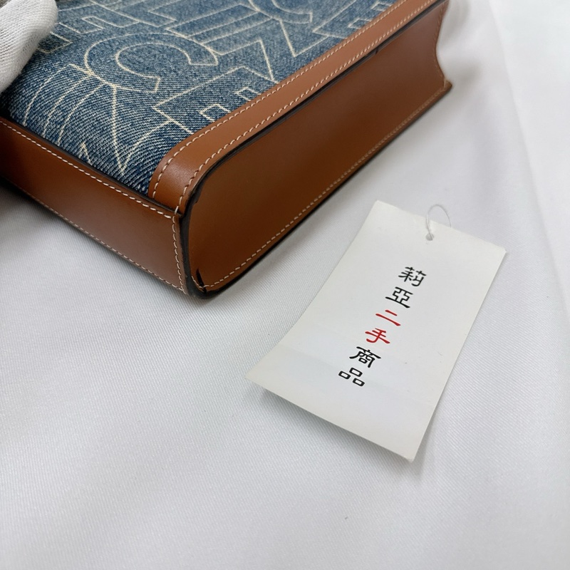 莉亞精品♡ Celine 牛仔琴譜包 二手-9