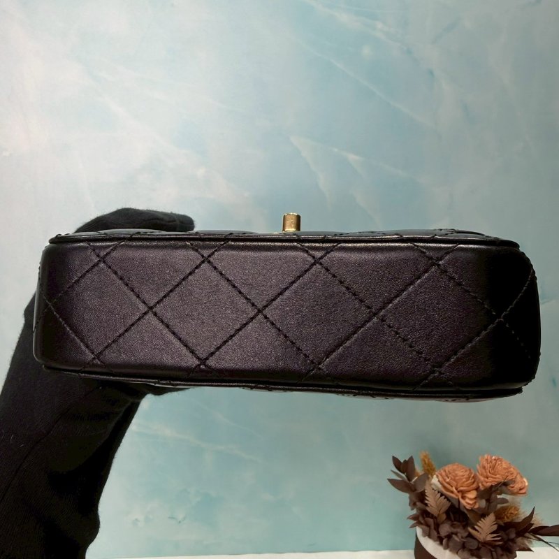 CHANEL Mini雙手柄鏈帶包-8