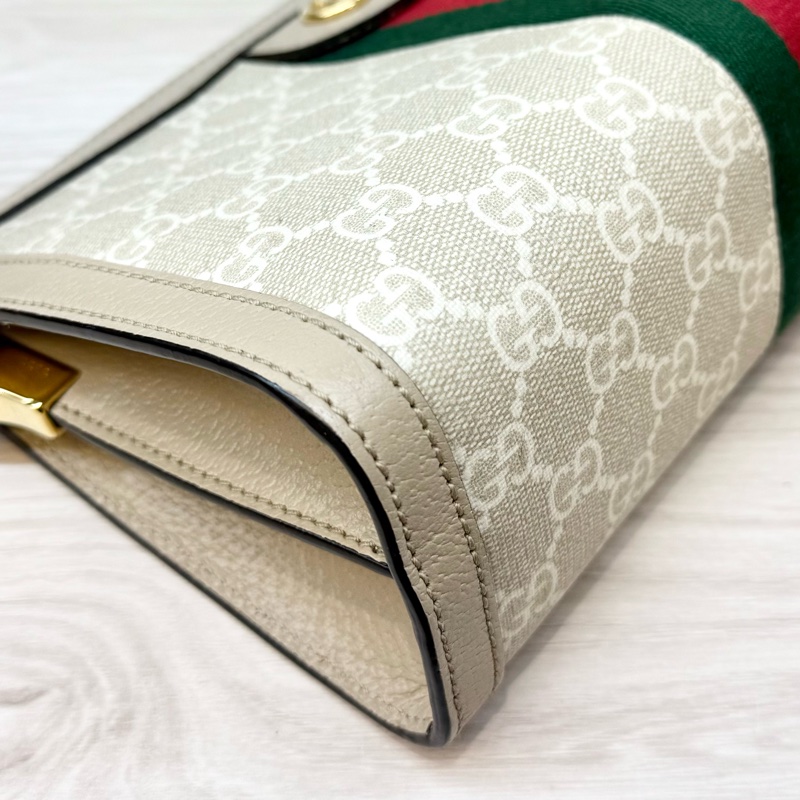 Gucci燕麥色原花磁吸釦式鍊條孫芸芸側背包503877-13