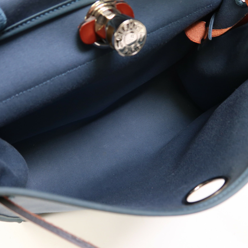 HERMES 帆布Herbag PM銀扣手挽肩背兩用袋Bleu Tempete/Rouge H-4
