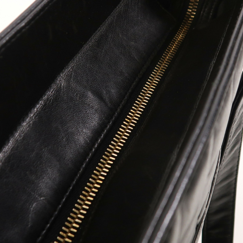 CHANEL 牛皮皮革Vintage Shoulder Bag金扣肩背袋-15