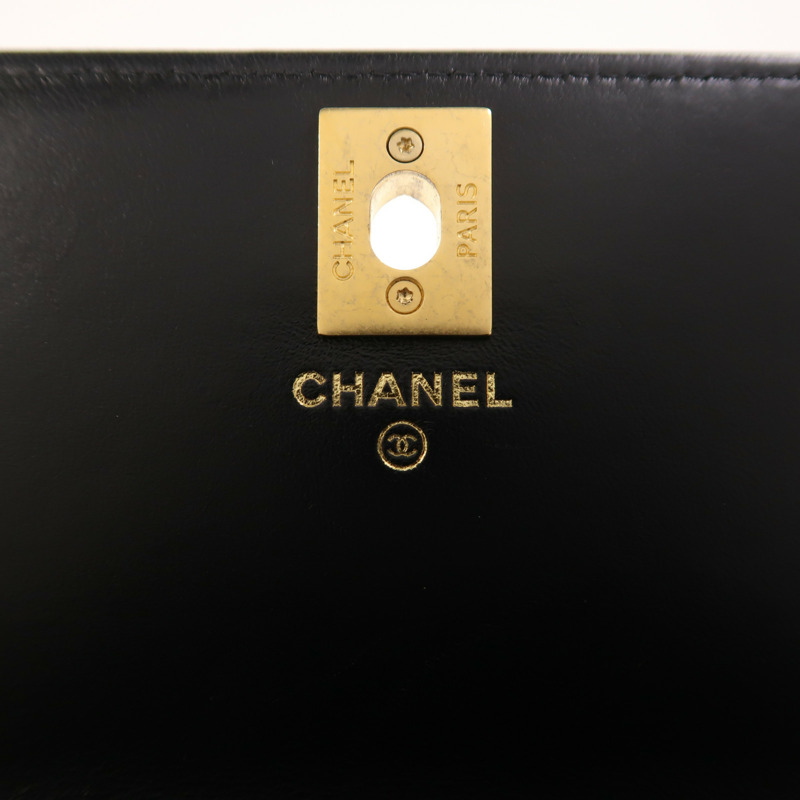 CHANEL 羊皮皮革WOC Wallet On Chain金扣鏈帶肩背袋-5