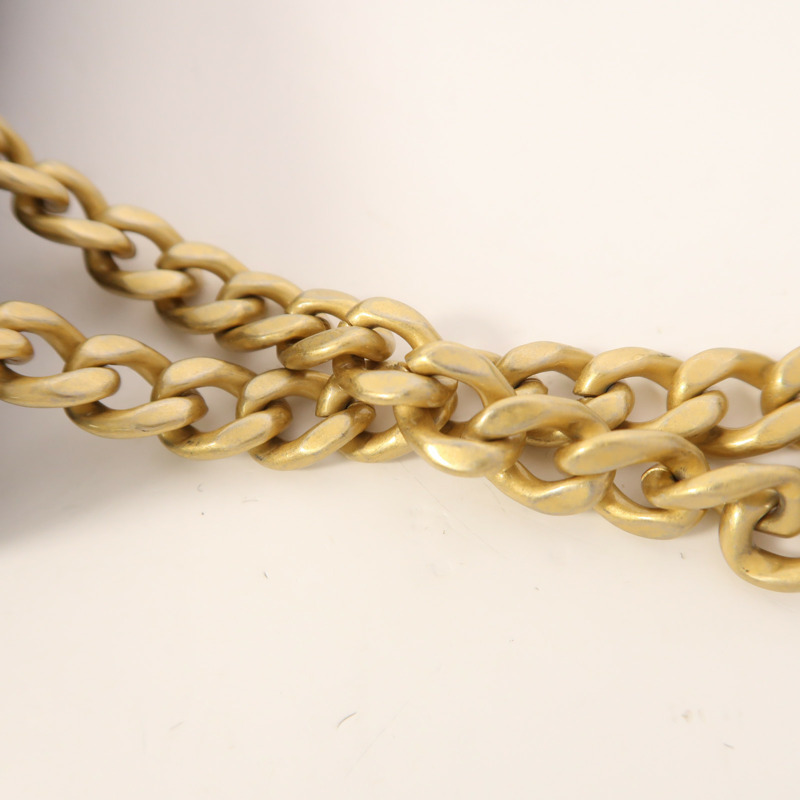 CHANEL 羊皮皮革WOC Wallet On Chain金扣鏈帶肩背袋-14