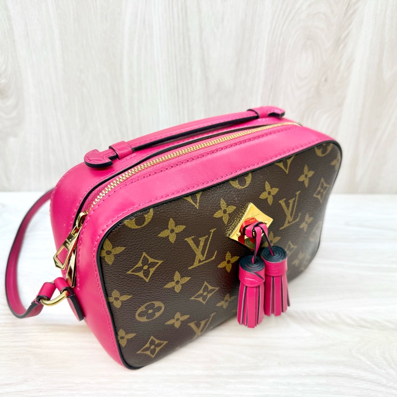 LV 原花拚桃色拉鍊流蘇相機包M43557-4