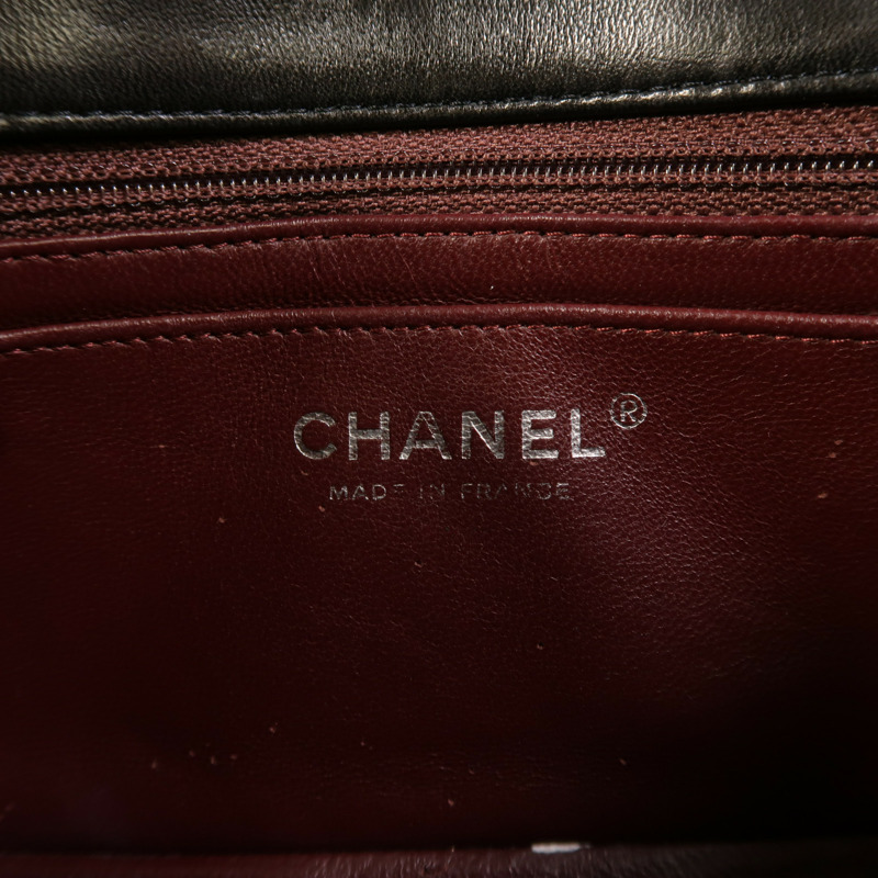 CHANEL 羊皮皮革Mini Classic 20鏈帶肩背袋-6